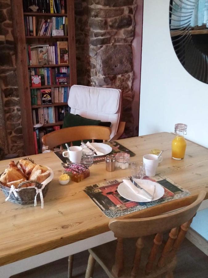 Saint-Pardoux-lʼOrtigier 38 Friaudour Bed & Breakfast エクステリア 写真