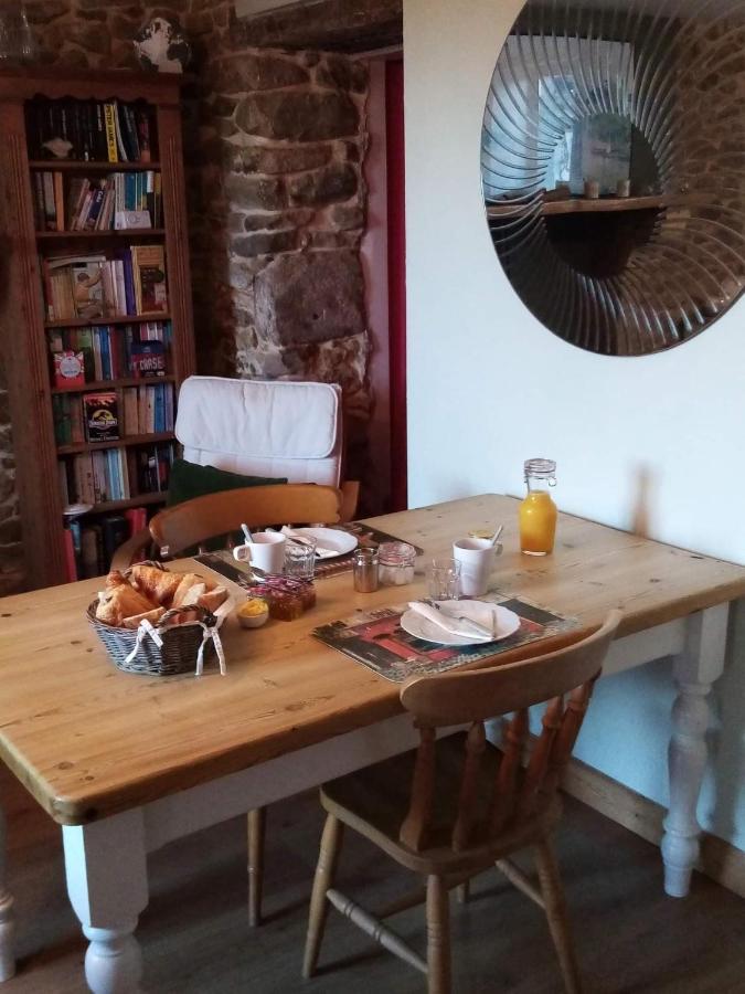 Saint-Pardoux-lʼOrtigier 38 Friaudour Bed & Breakfast エクステリア 写真