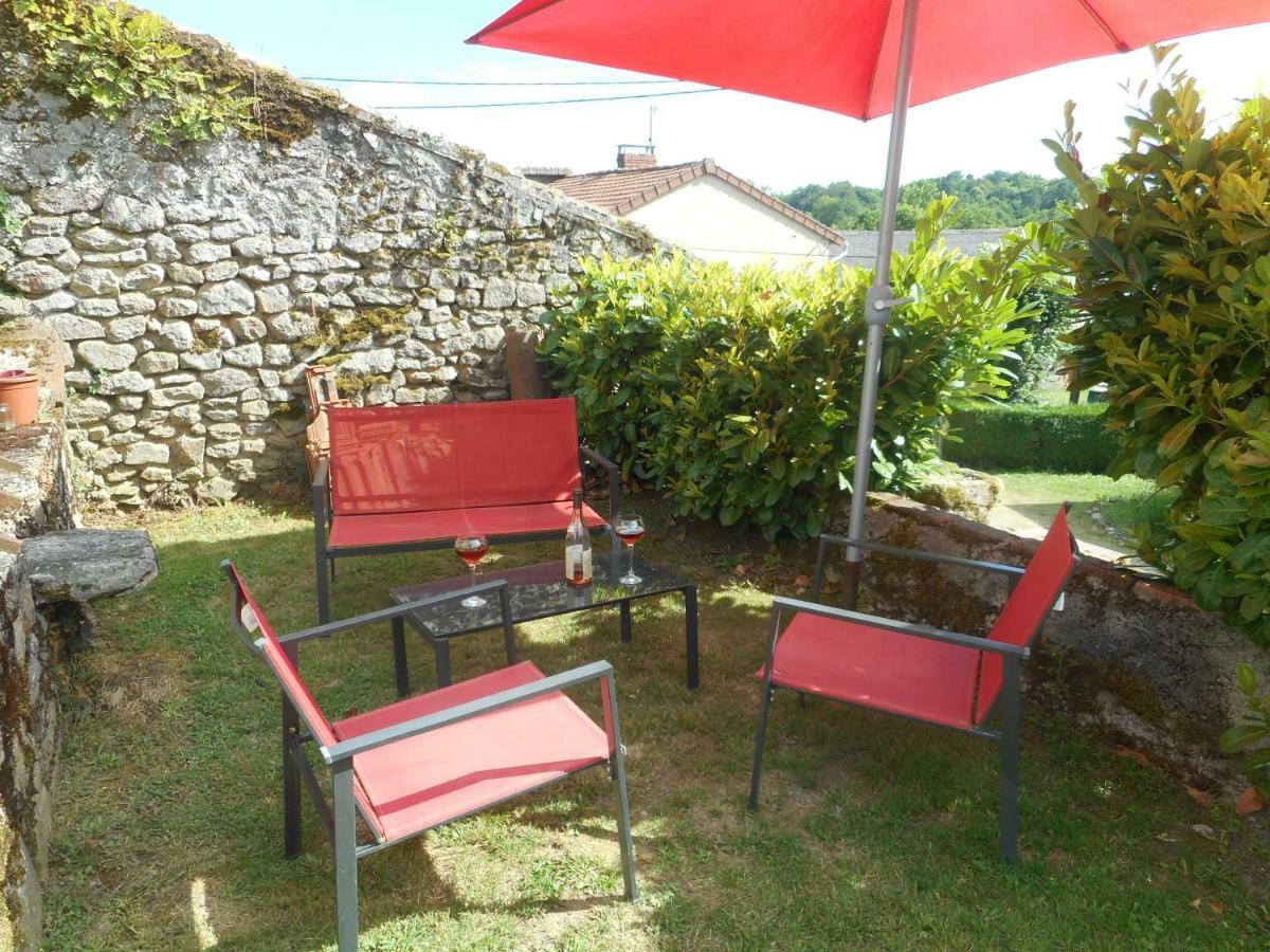 Saint-Pardoux-lʼOrtigier 38 Friaudour Bed & Breakfast エクステリア 写真